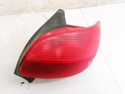 Farolim direito Farolim direito PEUGEOT 206 Hatchback (2A/C) 1.4 HDi eco 70 (68 hp) 35353607 35353607