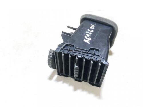 Luftventilen Luftventilen NISSAN X-TRAIL I (T30) 2.2 dCi (136 hp) 33069445 33069445