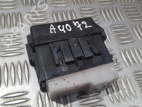 Used Fuse box Fuse box TOYOTA COROLLA Saloon (_E12_) 1.4 D-4D (NDE120_, NDE120R) (90 hp) 33501730 33501730
