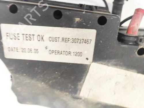 Fuse box VOLVO V50 (545) 2.0 D | BP32946003E1 - Image 3