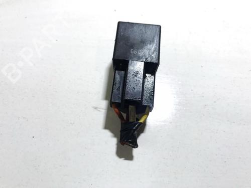 Used Electronic sensor Electronic sensor RENAULT ESPACE III (JE0_) 2.2 12V TD (JE0E, JE0H, JE0P) (113 hp) 33508978 33508978