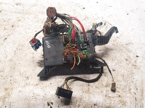 Used Fuse box Fuse box FORD MONDEO III (B5Y) 2.0 16V TDDi / TDCi (115 hp) 33089825 33089825