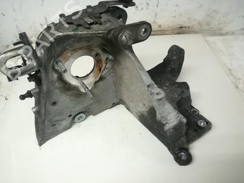 support-toyota-rav-4-iv-_a4_-2012-2013-2014-2015-2016-2017-2018-2019-33513498 main image