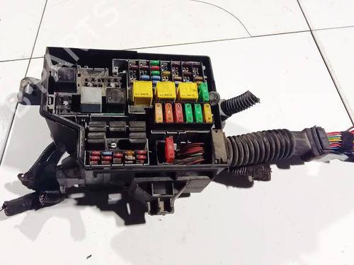 Used Fuse box Fuse box OPEL TIGRA TwinTop (X04) 1.3 CDTI (R97) (69 hp) 32579300 32579300