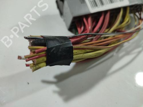 Fuse box RENAULT SCÉNIC II (JM0/1_) 1.9 dCi (JM0G, JM12, JM1G, JM2C) | BP32551301E1 - Image 2