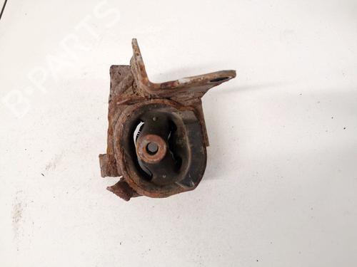 Used Engine mount Engine mount TOYOTA MATRIX (_E13_) 1.8 VVTi (ZZE132, ZZE134) (132 hp) 32899152 32899152