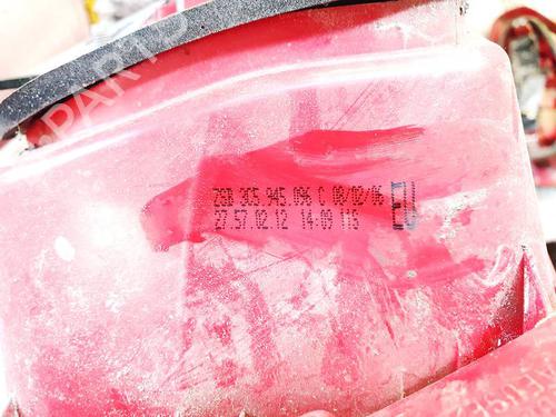 Right taillight VW PASSAT B6 (3C2) 1.9 TDI | BP35258144C35 - Image 3