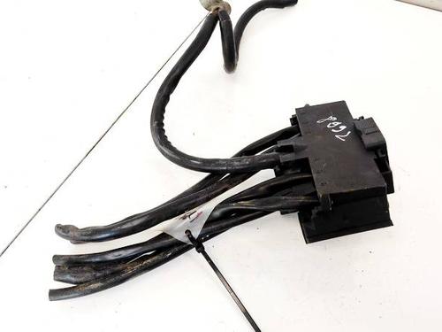 Used Fuse box Fuse box MERCEDES-BENZ C-CLASS (W203) C 200 CDI (203.004) (102 hp) 32938787 32938787