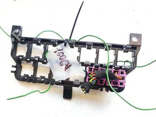 Fuse box AUDI A6 C5 (4B2, 4B4) 2.5 TDI | BP32949678E1 - Image 3