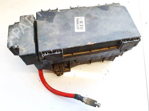 Used Fuse box Fuse box OPEL ZAFIRA / ZAFIRA FAMILY B (A05) 1.9 CDTI (M75) (100 hp) 33009053 33009053