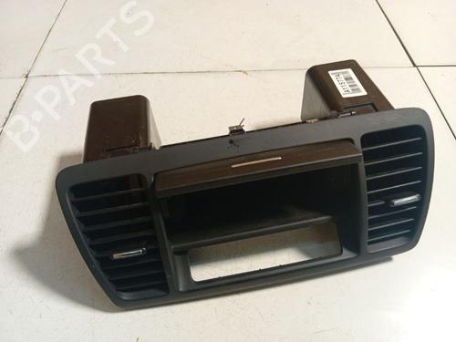Used Air vent Air vent 37505364 37505364