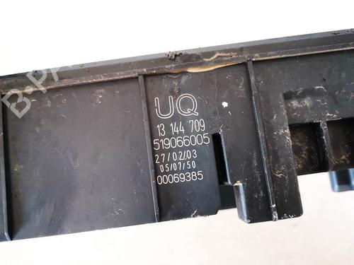 Fuse box OPEL SIGNUM Hatchback (Z03) 2.2 DTI (F48) | BP33081960E1 - Image 2