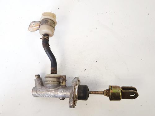 brake-master-cylinder-hyundai-coupe-i-rd-1996-1997-1998-1999-2000-2001-2002-2003-2004-35533161 main image