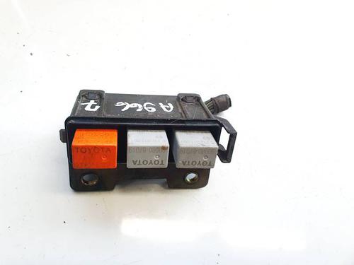 Used Fuse box Fuse box TOYOTA COROLLA (_E12_) 2.0 D-4D (CDE120R, CDE120L_) (110 hp) 32628071 32628071