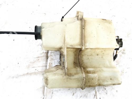 windscreen-washer-tank-volvo-s80-i-184-1998-1999-2000-2001-2002-2003-2004-2005-2006-2007-2008-35636167 main image