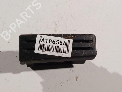 Used Air vent Air vent VW POLO IV (9N_, 9A_) 1.4 TDI (70 hp) 32566960 32566960