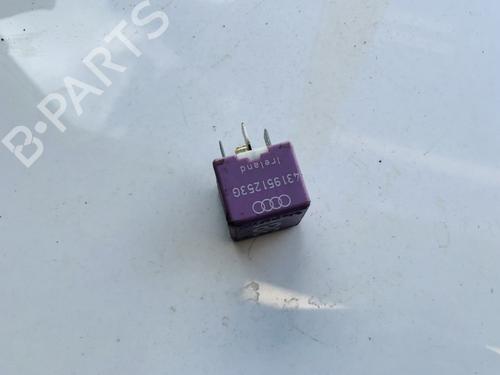 Used Other Other AUDI A8 D2 (4D2, 4D8) 3.7 (230 hp) 32877463 32877463