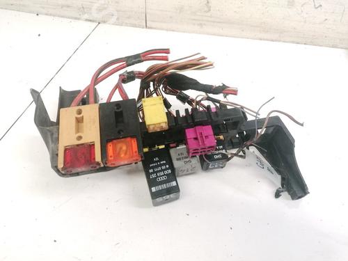 Used Fuse box Fuse box AUDI A4 B5 (8D2) 1.9 TDI (90 hp) 32894786 32894786