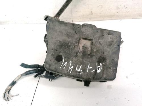 fuse-box-toyota-auris-_e15_-2006-2007-2008-2009-2010-2011-2012-2013-32902422 main image