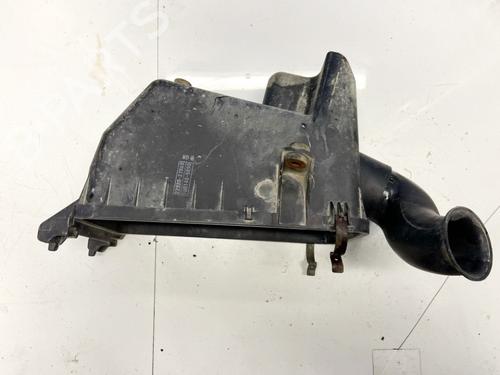 Used Air filter box Air filter box TOYOTA RAV 4 II (_A2_) 2.0 D 4WD (CLA20_, CLA21_, CLA20R, CLA21R) (116 hp) 35476802 35476802