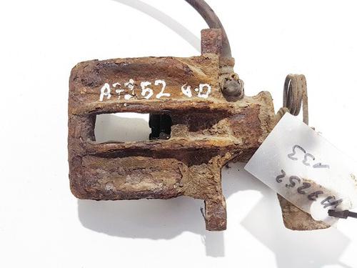 Used Right rear brake caliper Right rear brake caliper 35493933 35493933