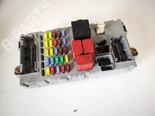 Used Fuse box Fuse box FIAT CROMA (194_) 1.9 D Multijet (194AXB1B) (120 hp) 32955703 32955703