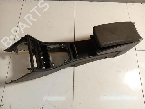 Used Armrest / Center console Armrest / Center console VW PASSAT B6 (3C2) 1.9 TDI (105 hp) 34774571 34774571