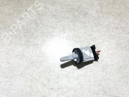 Used Electronic module Electronic module VW JETTA III (1K2) 2.0 TDI (140 hp) 35633815 35633815