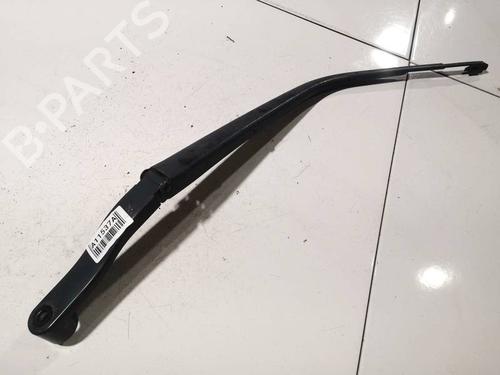 Used Front windshield wiper arm Front windshield wiper arm 37253835 37253835