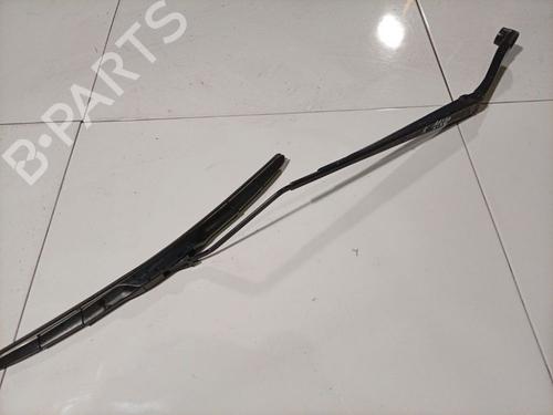 front-windshield-wiper-arm-opel-insignia-a-saloon-g09-2008-2009-2010-2011-2012-2013-2014-2015-2016-2017-35830323 main image