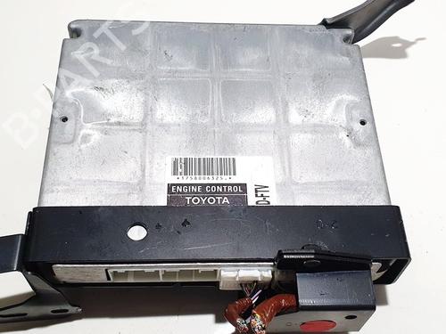 Used Engine control unit (ECU) Engine control unit (ECU) TOYOTA AVENSIS (_T25_) 2.0 D-4D (CDT250_, CDT250R) (116 hp) 33102488 33102488