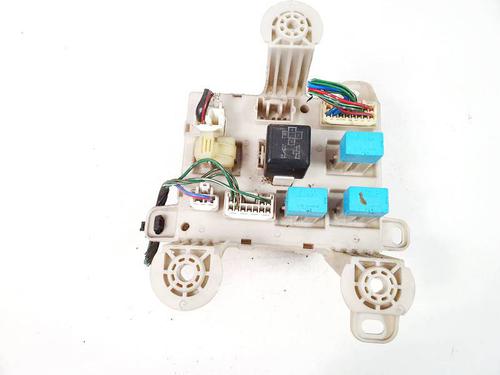 Used Fuse box Fuse box TOYOTA PREVIA II (_R3_) 2.0 D-4D (CLR30_, CLR30R) (116 hp) 32923429 32923429