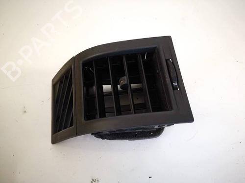Used Air vent CHRYSLER 300C (LX, LE) 3.5 AWD (253 hp) 32960182