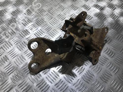 Used Engine mount Engine mount MAZDA 323 C IV (BG) 1.3 16V (BG3S) (73 hp) 33491219 33491219