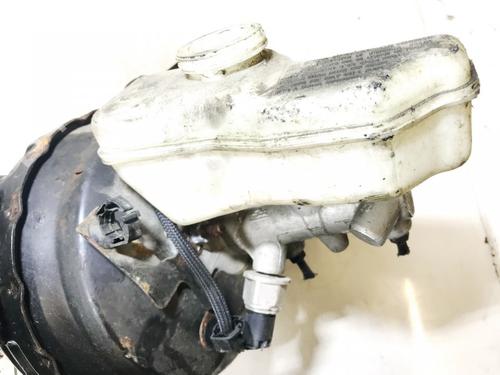Used Brake master cylinder Brake master cylinder VW GOLF IV (1J1) 1.6 (100 hp) 35659337 35659337
