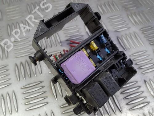 fuse-box-renault-laguna-ii-bg01_-2001-2002-2003-2004-2005-2006-2007-33493552 main image
