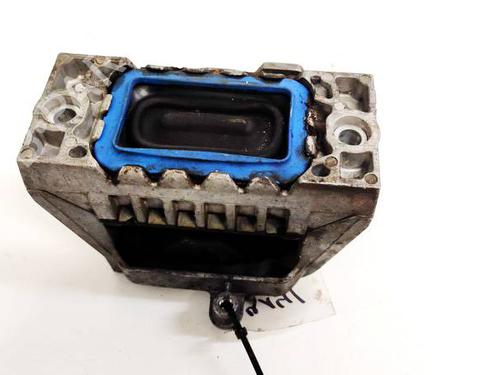 Used Engine mount Engine mount SEAT LEON (1P1) 2.0 TDI (140 hp) 32943341 32943341