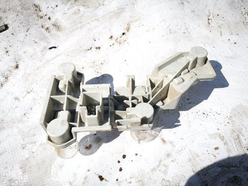 lamp-holder-volvo-v50-545-2003-2004-2005-2006-2007-2008-2009-2010-2011-2012-35400624 main image