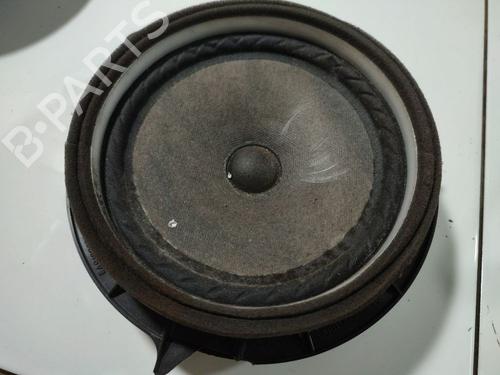 speaker-toyota-yaris-_p9_-2005-2006-2007-2008-2009-2010-2011-2012-2013-2014-32557108 main image
