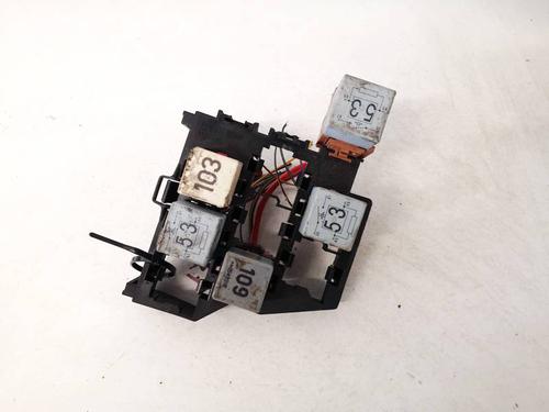 fuse-box-vw-transporter-t5-van-7ha-7hh-7ea-7eh-2003-32933275 main image