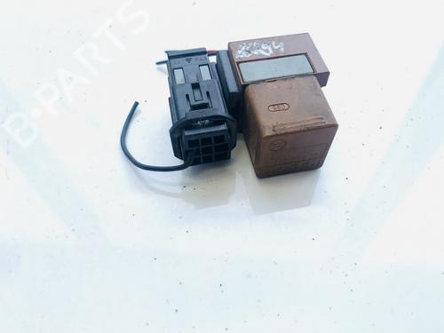 Used Electronic sensor Electronic sensor OPEL OMEGA B (V94) 2.2 DTI 16V (F69, M69, P69) (120 hp) 33092548 33092548