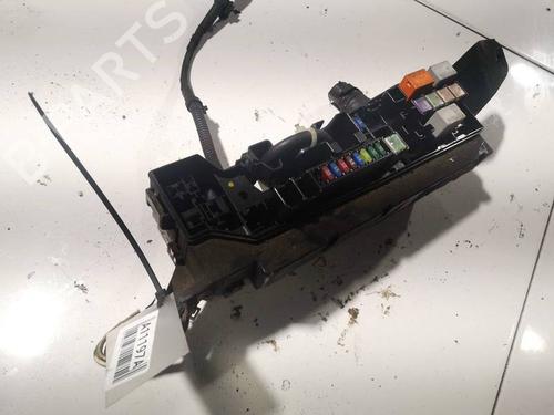 Used Fuse box Fuse box TOYOTA AVENSIS (_T25_) 2.0 VVTi (AZT250_) (155 hp) 33487153 33487153
