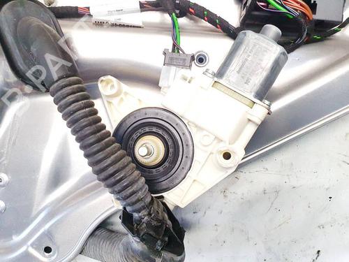 Used Right rear window motor Right rear window motor 35226422 35226422