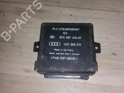 Used Electronic module Electronic module VW GOLF III (1H1) 1.4 (55 hp) 33480452 33480452
