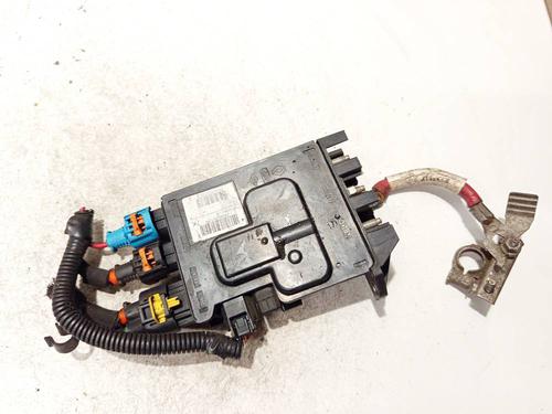 Used Fuse box Fuse box RENAULT MEGANE III Hatchback (BZ0/1_, B3_) 1.6 16V (BZ1B, BZ1H) (110 hp) 32553715 32553715