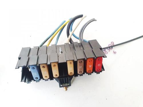 Used Fuse box Fuse box PEUGEOT 407 (6D_) 2.0 (6DRFNB, 6DRFNE) (136 hp) 32914215 32914215