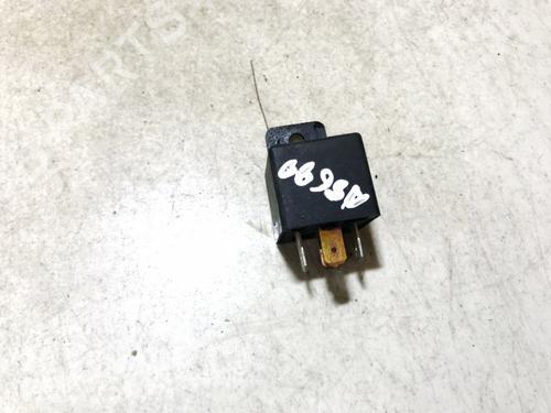 Used Electronic sensor Electronic sensor AUDI 100 C3 Saloon (443, 444) 2.0 D (70 hp) 33099453 33099453