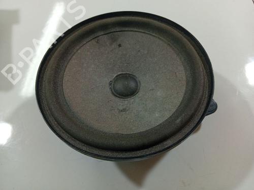 speaker-audi-a2-8z0-2000-2001-2002-2003-2004-2005-32552187 main image