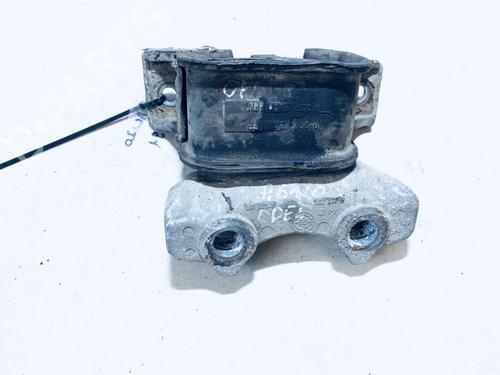 Used Engine mount Engine mount OPEL CORSA C (X01) 1.4 (F08, F68) (90 hp) 33067916 33067916