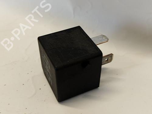 Electronic sensor SKODA SUPERB II (3T4) 2.0 TDI | BP33098153M84 - Image 3